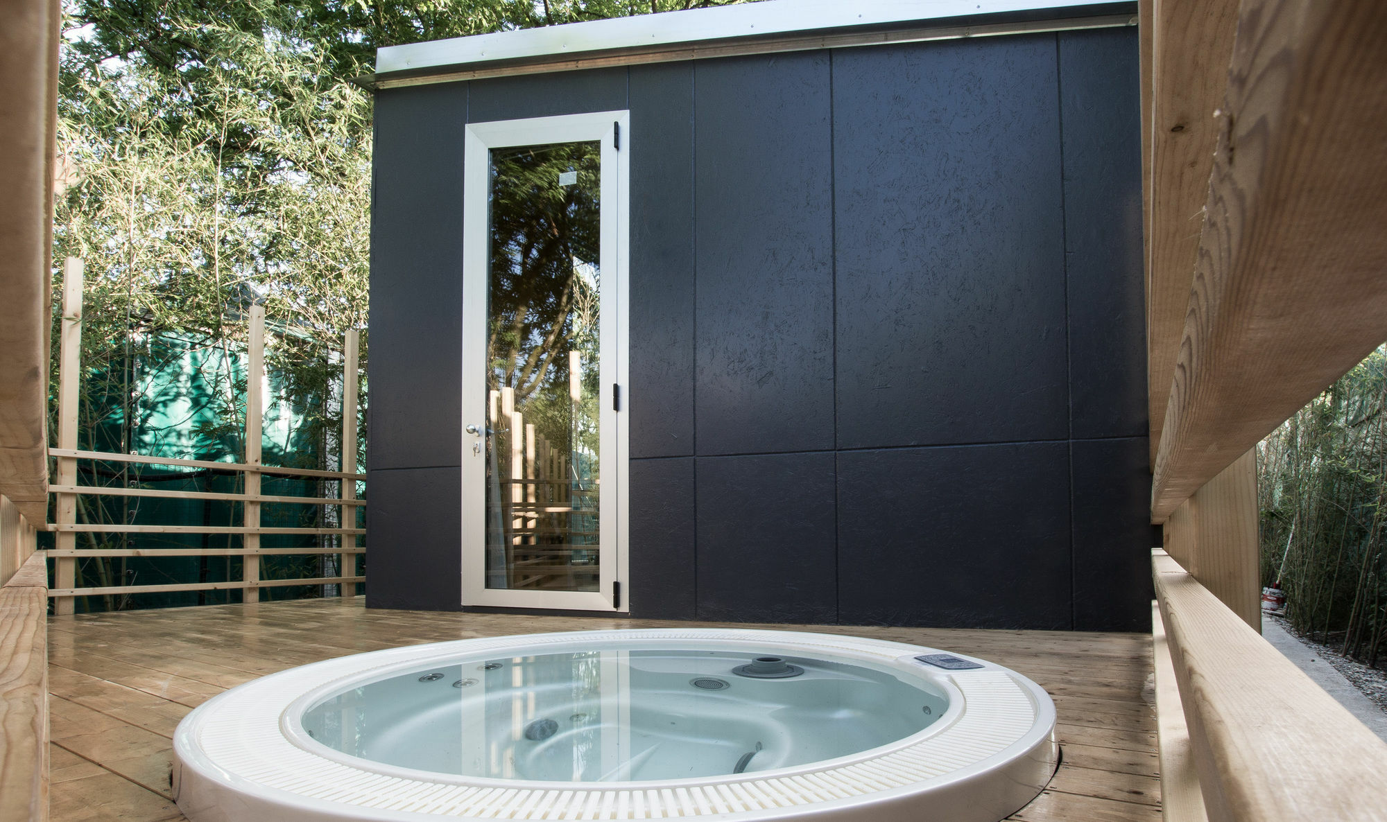 Ecosuite & Spa Milán Exterior foto